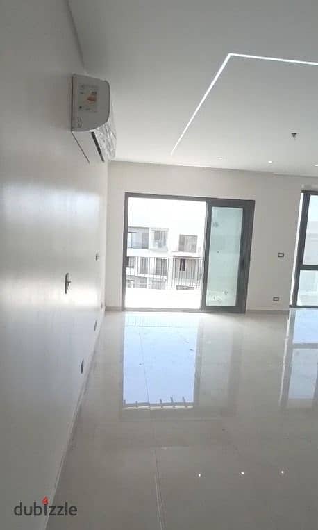 Apartment Brand new for rent At Compound Eastown Sodic, New cairo 0