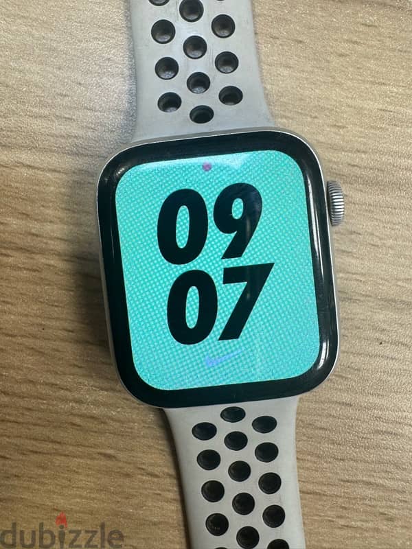 Apple Watch Series 5 Nike Edition 44m 2