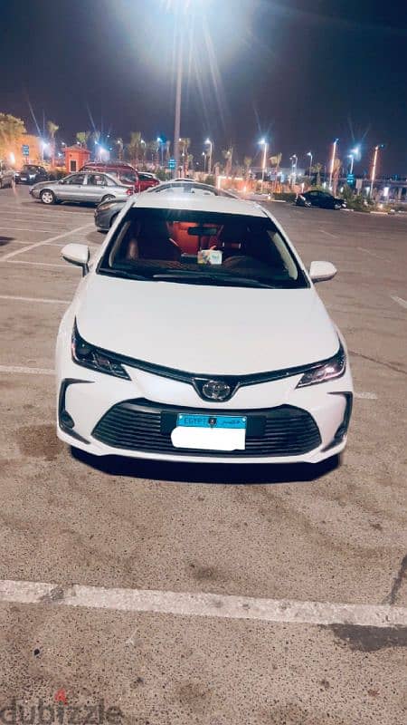 Toyota corolla for rent with driver only - تويوتا كورولا للإيجارالسائق 0