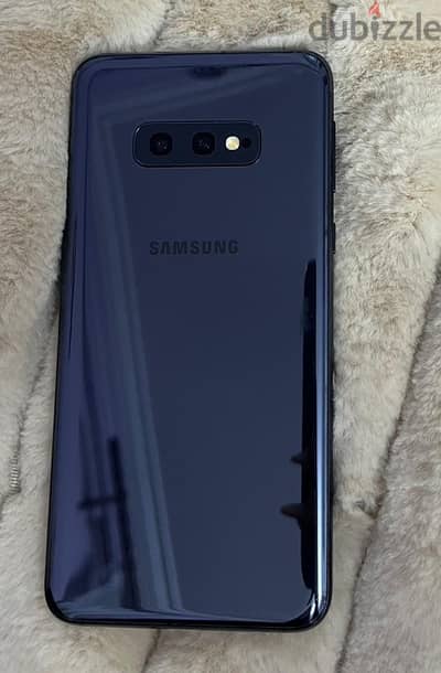 Samsung S10e