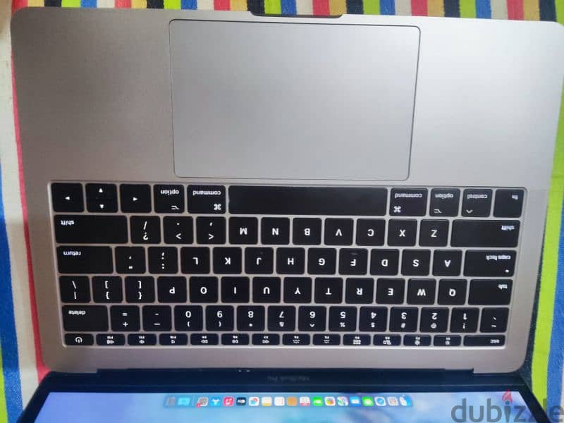 macbook pro 2017   13inch 2