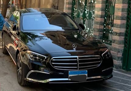 Mercedes E200 - model 2023 for rent