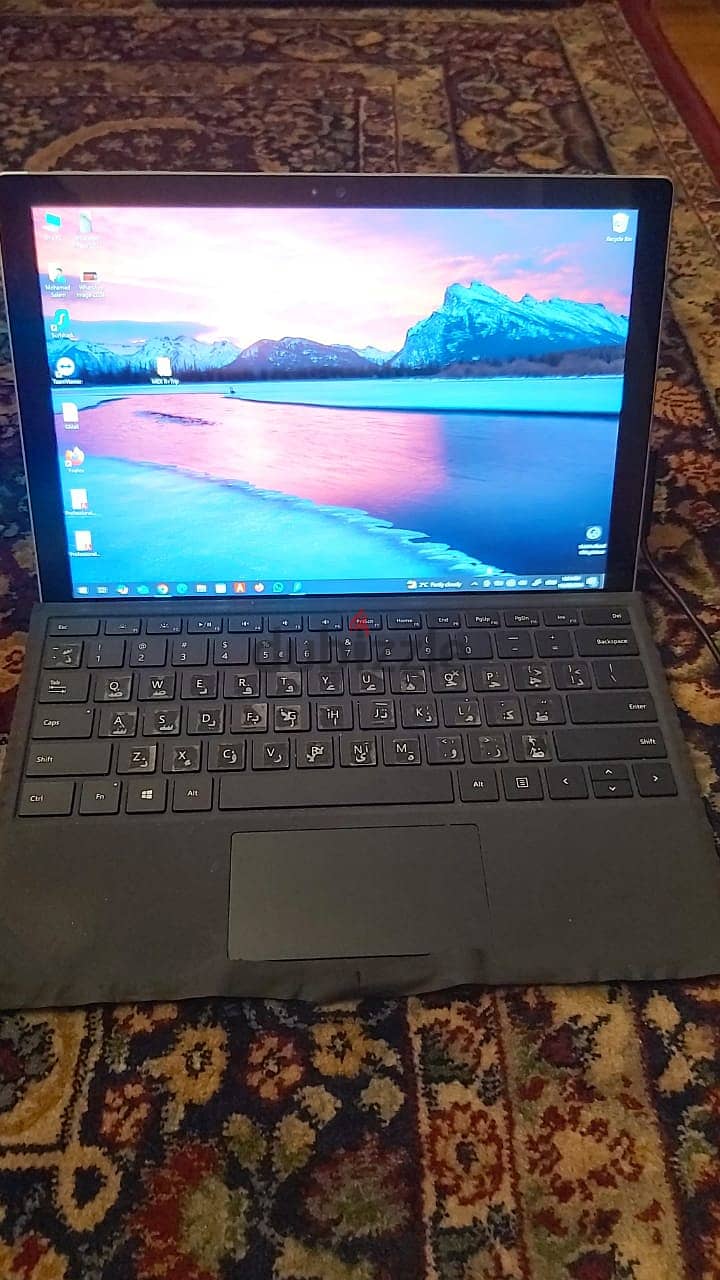 MS Surface Pro 4 - With Keyboard and Stylo (Pen) 3