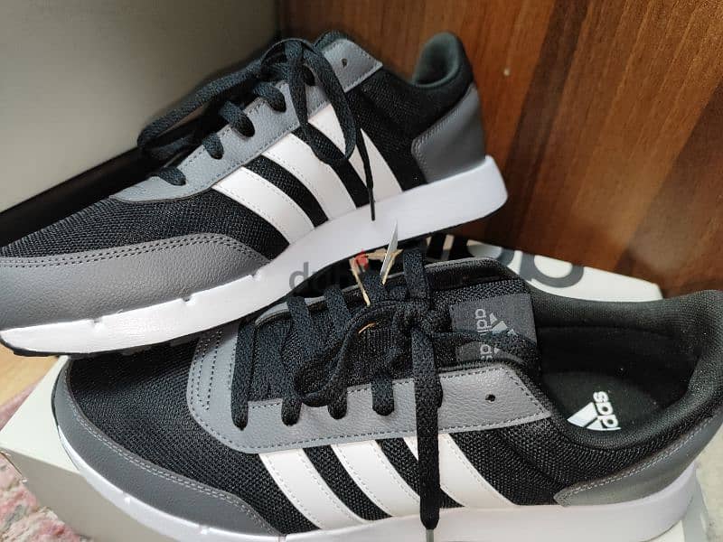 Adidas  shoes original size 44 2/3 3