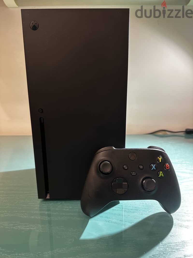 Xbox Series X console with games 3