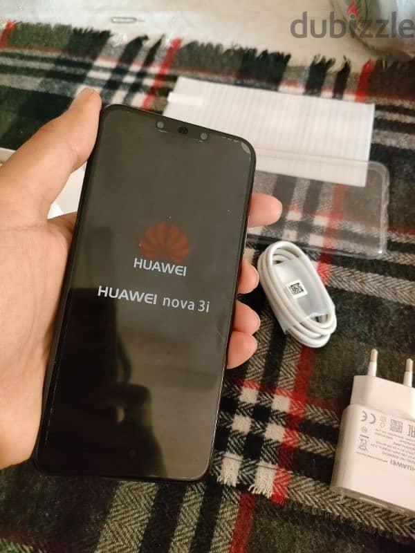 Huawei Nova 3i كسر زيروو 6-128 2