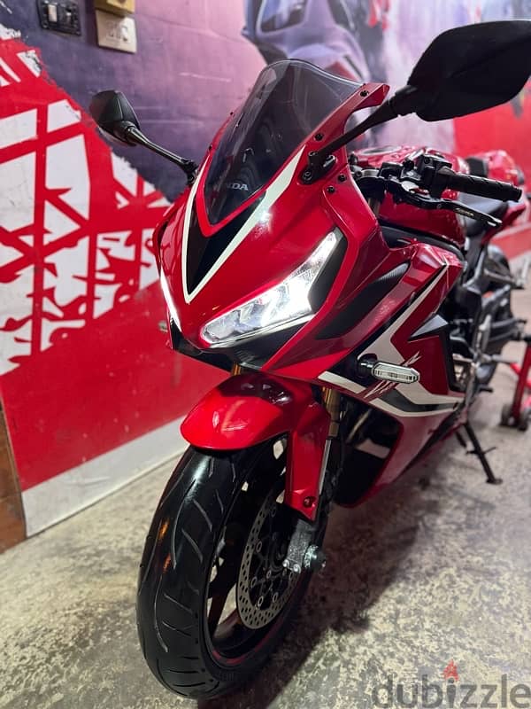 Honda Cbr650R model 2020 8000km 0