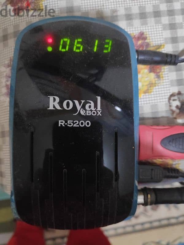 ريسيفر royal5200 مستعمل به إشتراكات سيرفرات لسنوات طويلة 0