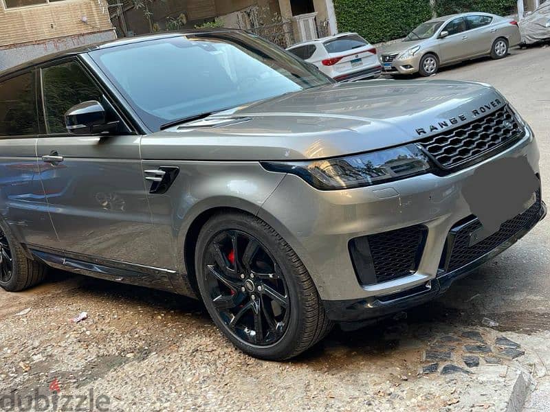 Range rover . . . model 2022 for rent with driver only 0