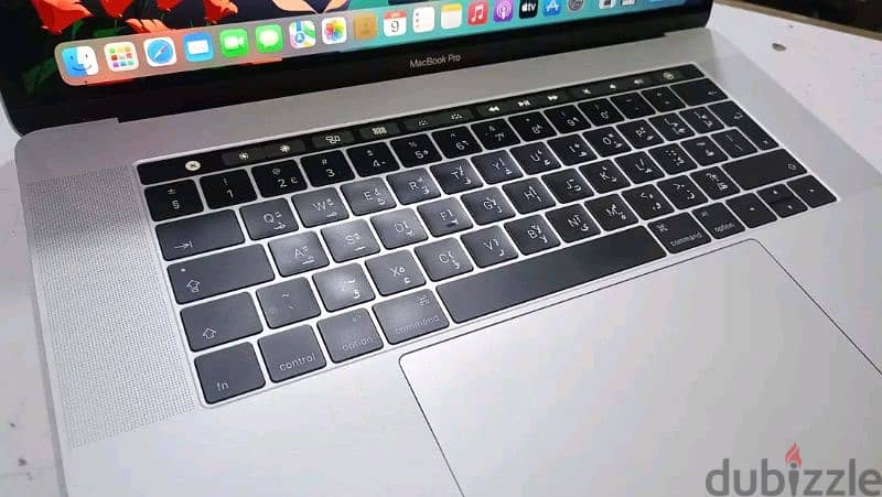 MacBook pro 2016 i7 1