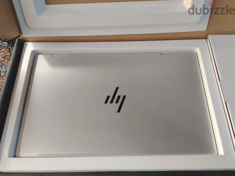 أتش بي Envy 1x2 جديد زيرو Hp Envy X360 i5 1335u 8g 15.6" 512g 4