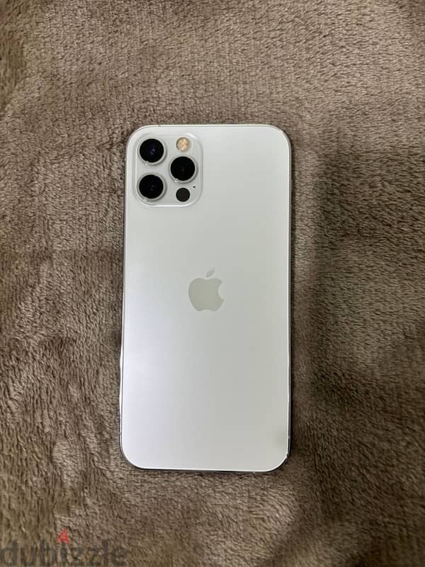 iPhone 12pro white 1