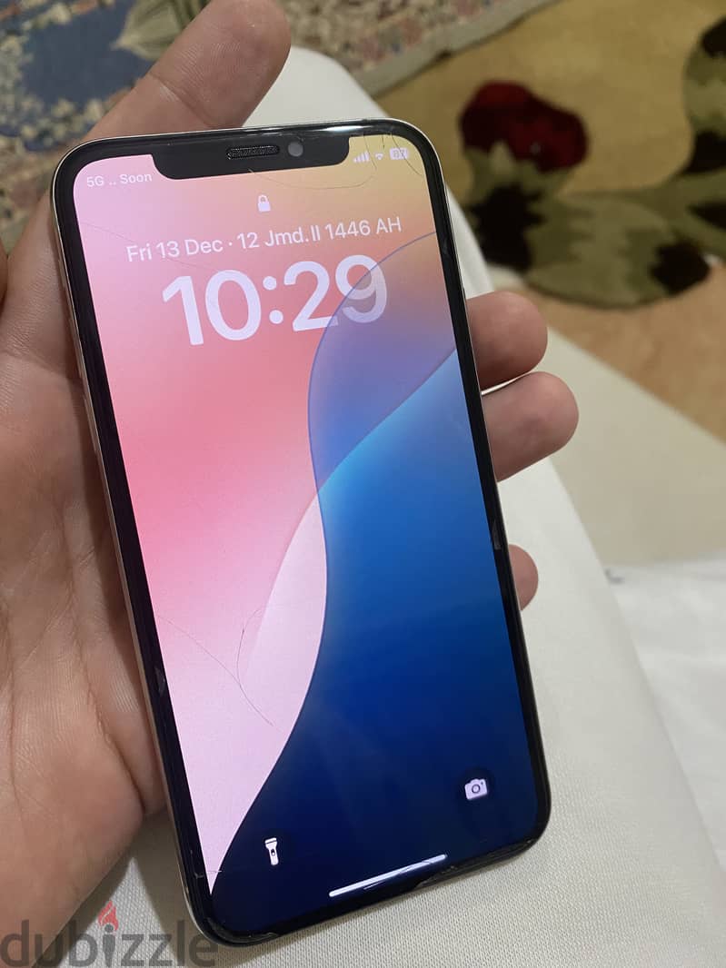 Iphone XS 64 giga with box good condition 1