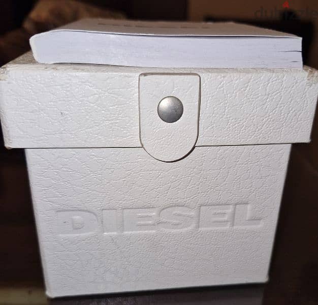 ساعة ماركة Diesel 3