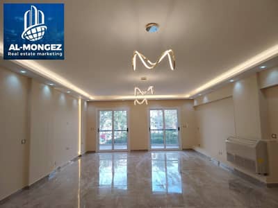 Apartment for rent empty law 180m special finishes in Al Rehab City 2 Fifth Settlement