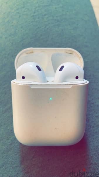 AirPods