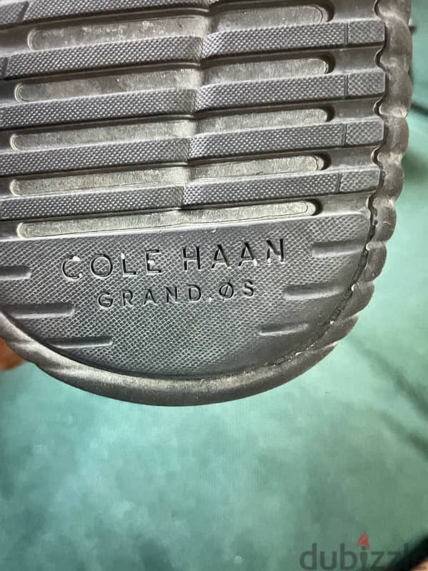 حذاء Cole Hnna مقاس 42 4