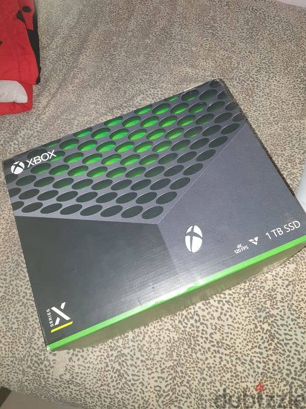 Xbox series x in new condition 0