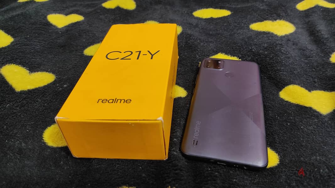 موبايل Realme C21Y بحالة نضيفة جداً 1