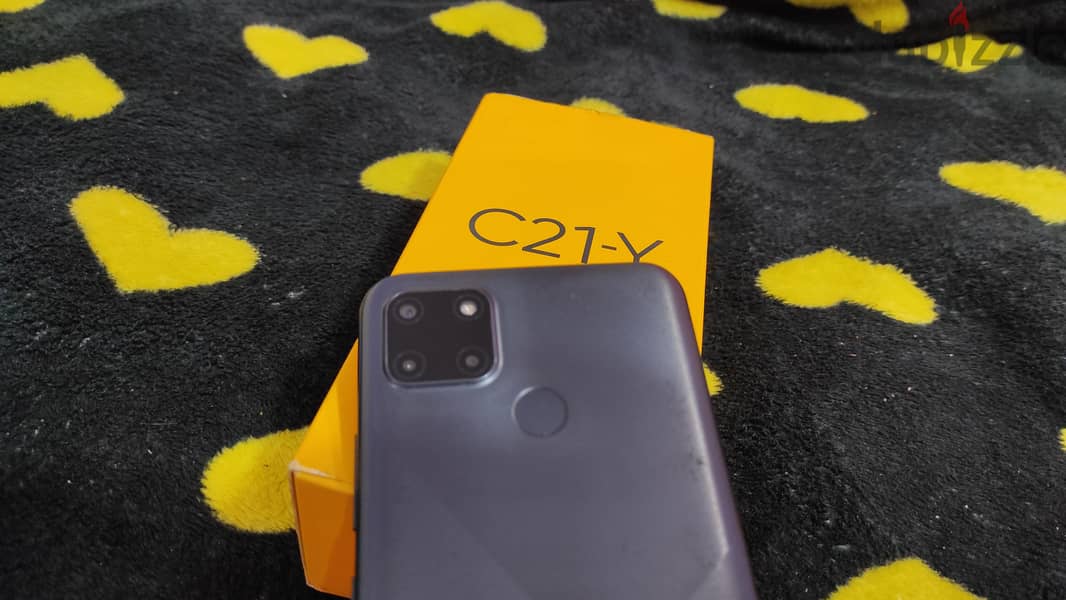 موبايل Realme C21Y بحالة نضيفة جداً 3