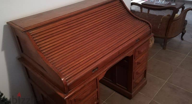 Antique oak wood desk 0