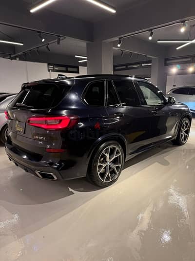 BMW X5 2021