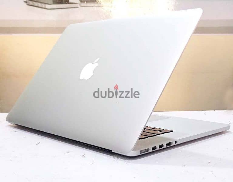 MacBook pro 2015 i7 0