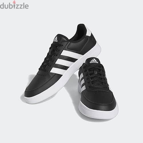 Adidas كوتش ايدادس مقاس 46 ب ال Qr code ابيض/اسود بنص السعر 1