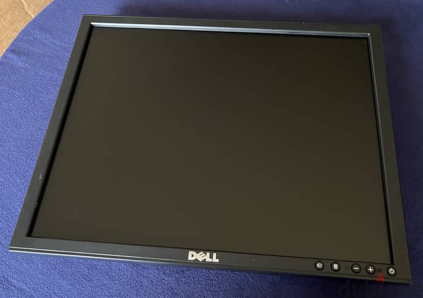 Dell P190St Professional LCD Monitorبحاله جيده  شاشه ديل 19 بوصه 1