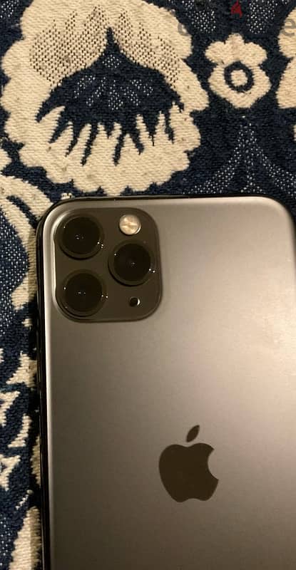 iphone 11 pro 0