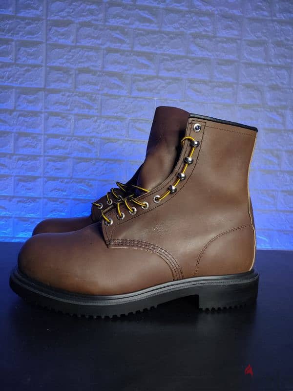 Red Wings Shoes Model 2233 1