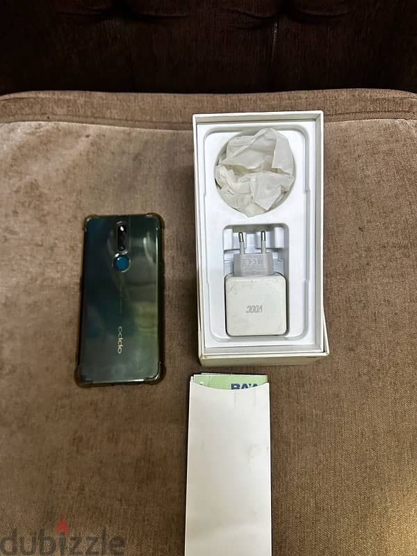 oppo f 11 pro 0