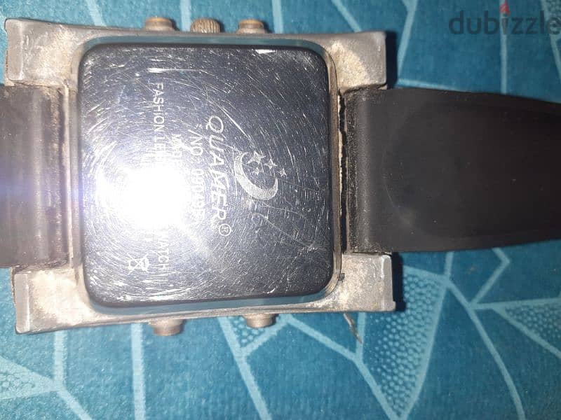 لعشاق البرندات من QUAMER SOPRT WATCH 4