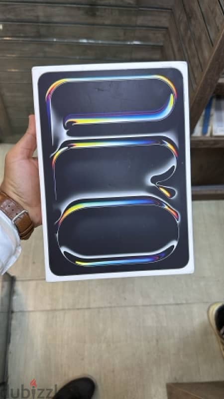 iPad Pro M4 13inch ايباد برو ام ٤ جديد متبرشم 0