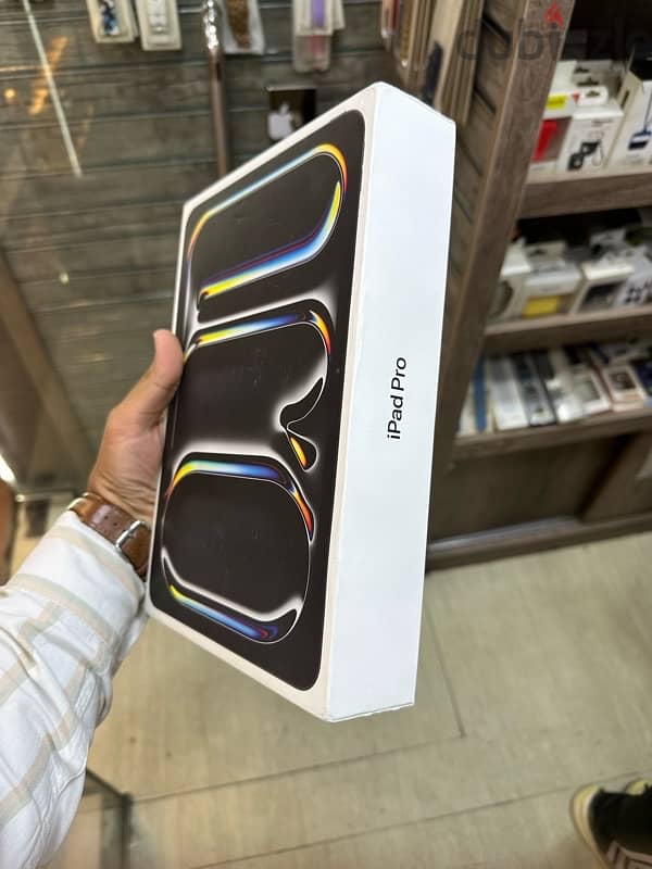 iPad Pro M4 13inch ايباد برو ام ٤ جديد متبرشم 2