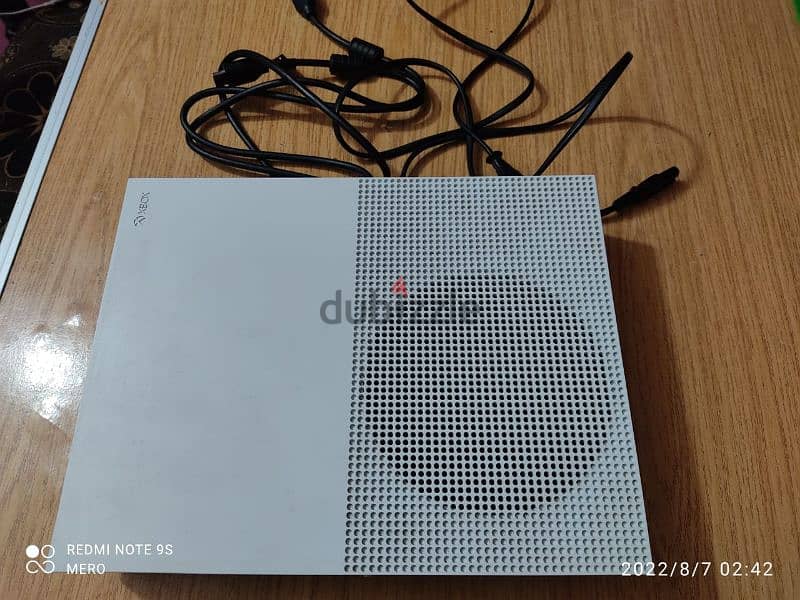 Xbox One S 2
