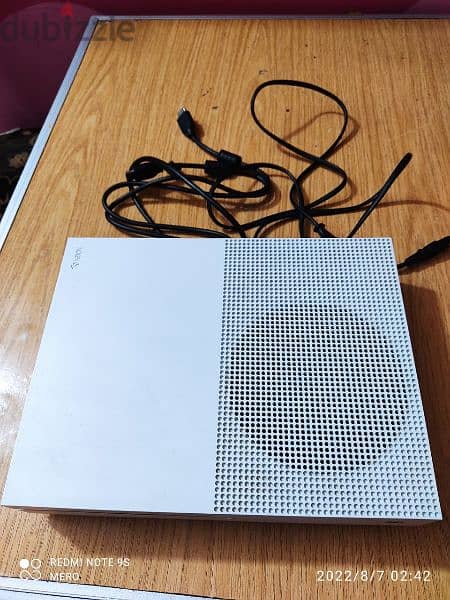 Xbox One S 5