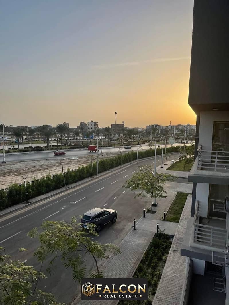 3 master bedroom apartment in Sheikh Zayed with the lowest down payment, close to delivery next to SODIC and Emaar, in partnership with the New Urban 0