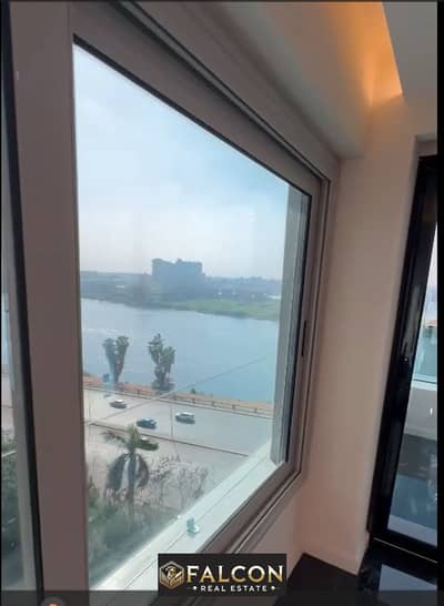 Apartment on the Nile with a fantastic view on the 12th floor. Fully finished, furnished and equipped apartment, at the lowest price in Maadi.