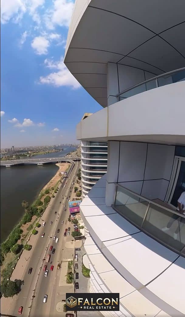 Receive and live in a 430-meter hotel apartment, ready to move in, with a 100% view of the Nile Corniche, Maadi, Nile Pearl, in installments over 4 y 0