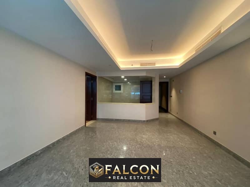 Apartment for sale  modern finished on 20 floor with a view of the Nile and  Pyramids directly on the Nile, in front of the Hilton Hotel in Nile Pearl 0