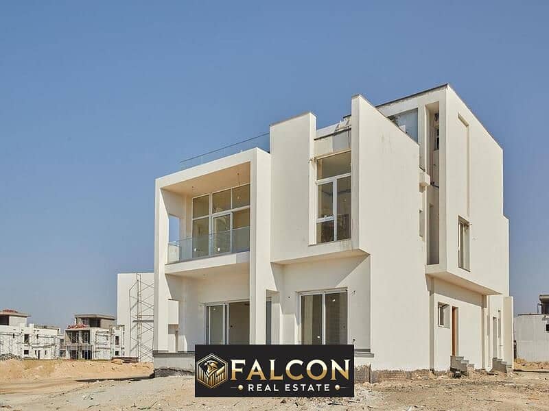 Townhouse villa for sale in Mazrain in the heart of New Alamein City, with a distinctive view of the sea and the towers 0