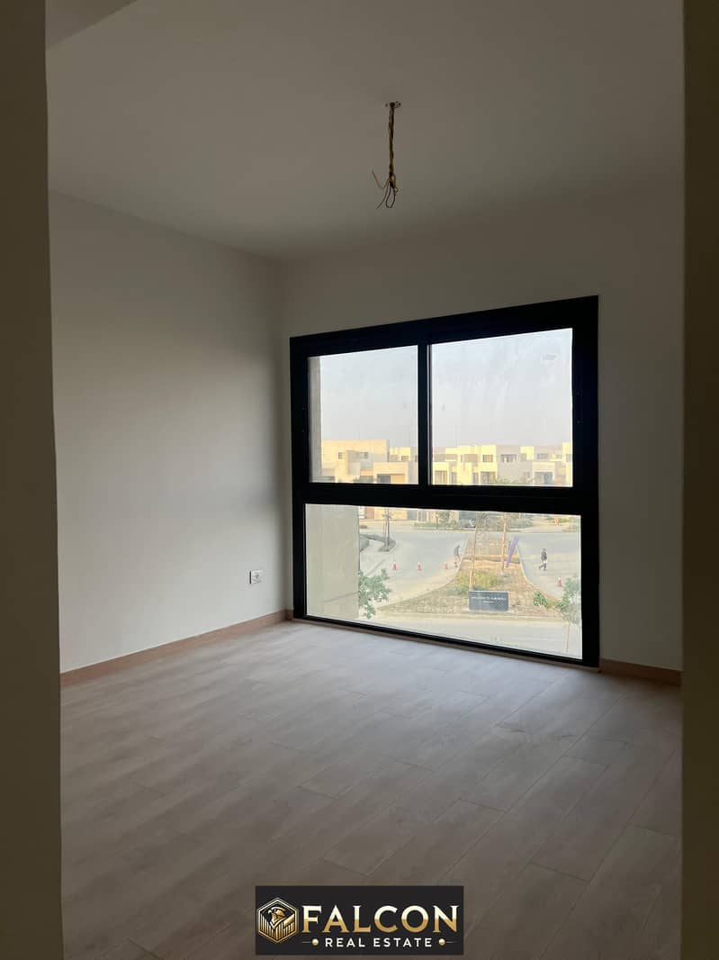 ready to move apartment fo sale in Al Burouj  El Shorok City 180sqm & 3 bedrooms - fully finished - ready to visit & view 0