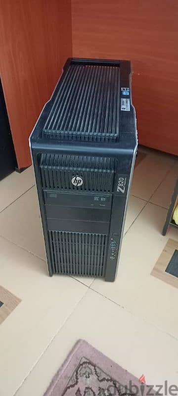 HP 820 v2 كيسة ورك ستيشن