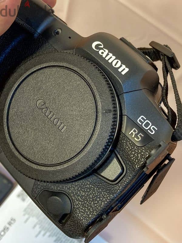 Canon R5 Like New 3