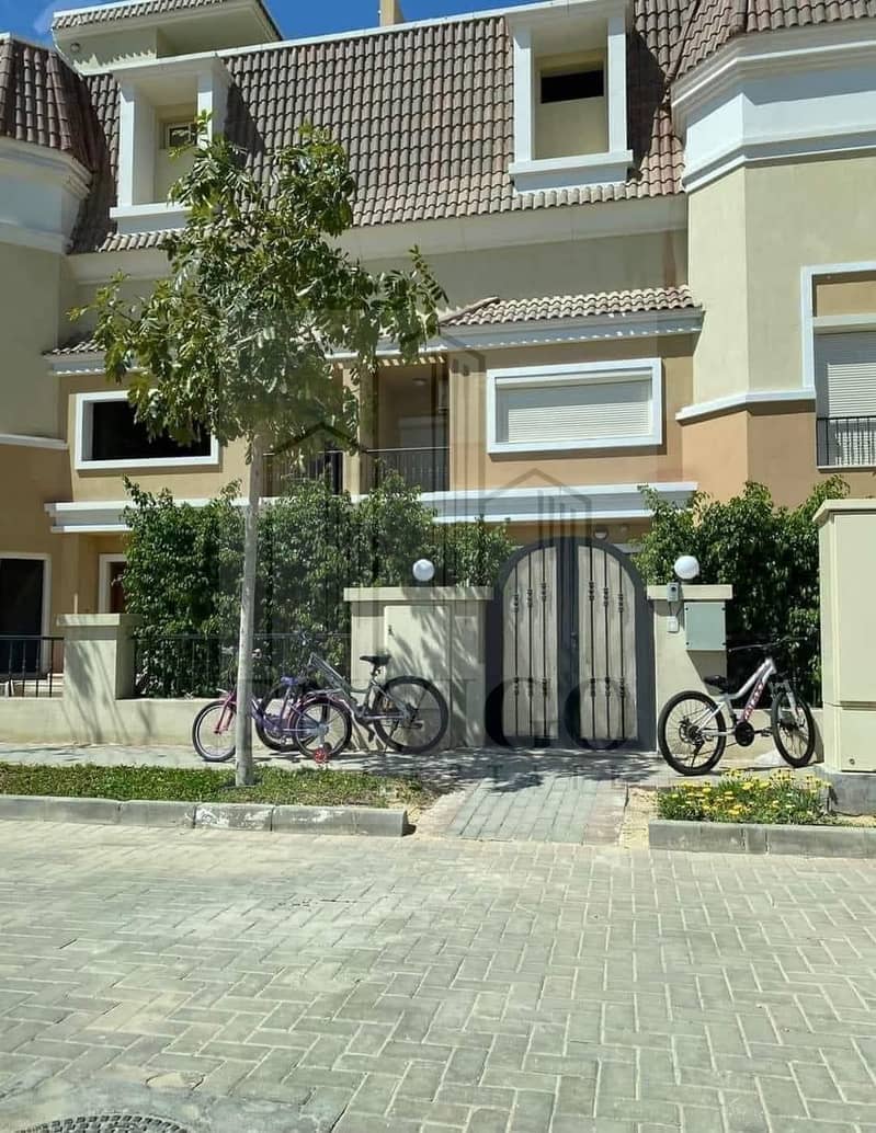 212 sqm villa with a 55 sqm garden in Saray Compound, directly on Suez Road, with a 10% down payment and a 42% discount on cash 0