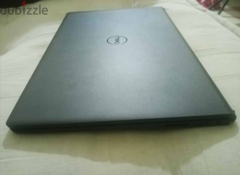 Dell Inspiron 15 3520 0