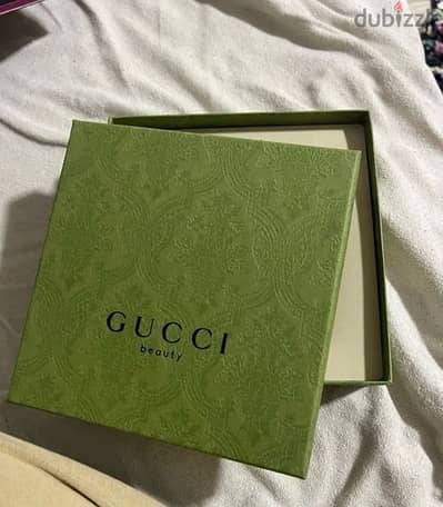 GUCCI