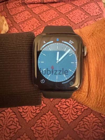 Apple Watch Series 6 in excellent condition