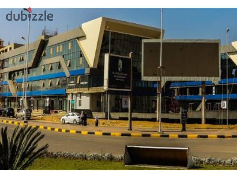 مكتب للبيع مول ذا جيت بلازا الشيخ زايد -  The Gate plaza متشطب بالتكييفات تكمله أقساط 0